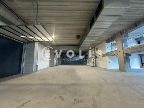   Locaux d'activité - A LOUER - 1 387 m² divisibles à partir de 460 m² 