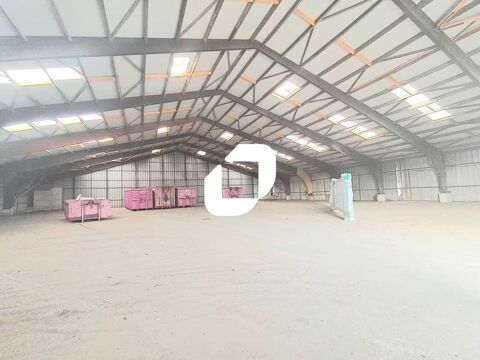 Entrep&ocirc;ts - A LOUER - 1&nbsp;600 m&sup2; divisibles &agrave; partir de 400 m&sup2; 7200 33530 Bassens