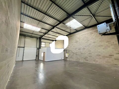 LOCAL RECENT ET FONCTIONNEL - 203 m&sup2; non divisibles 1750 69330 Meyzieu