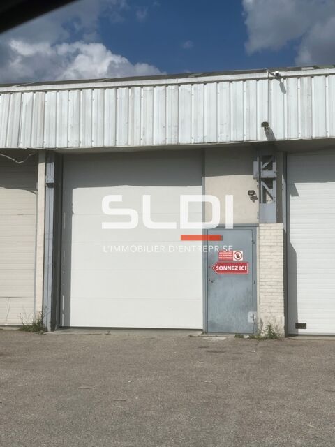 Locaux d'activit&eacute;s - A LOUER - 1&nbsp;351 m&sup2; divisibles &agrave; partir de 280 m&sup2; 10420 69200 Venissieux