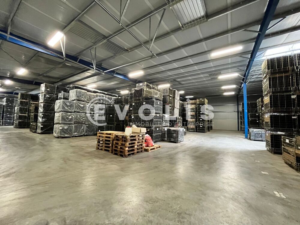   TRES BELLE VISIBILITE A10 - 1 460 m² non divisibles Ambares et lagrave