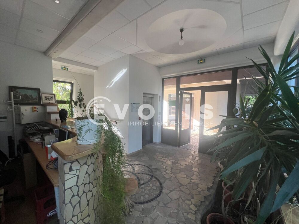   Bureaux - A LOUER - 75 m² non divisibles Fontenay sous bois