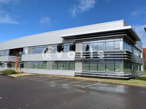   Locaux d'activité - A LOUER - 3 138 m² divisibles à partir de 1 418 m² 