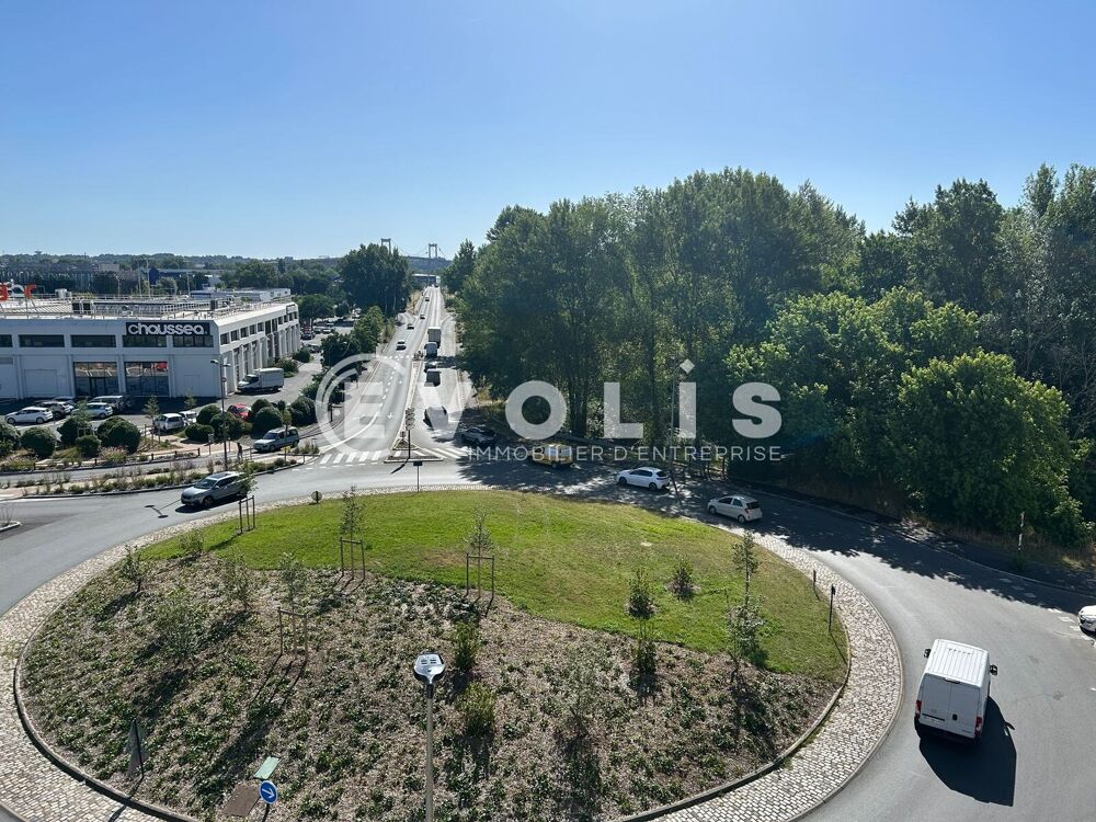   Bureau à louer - 571 m² non divisibles Bordeaux