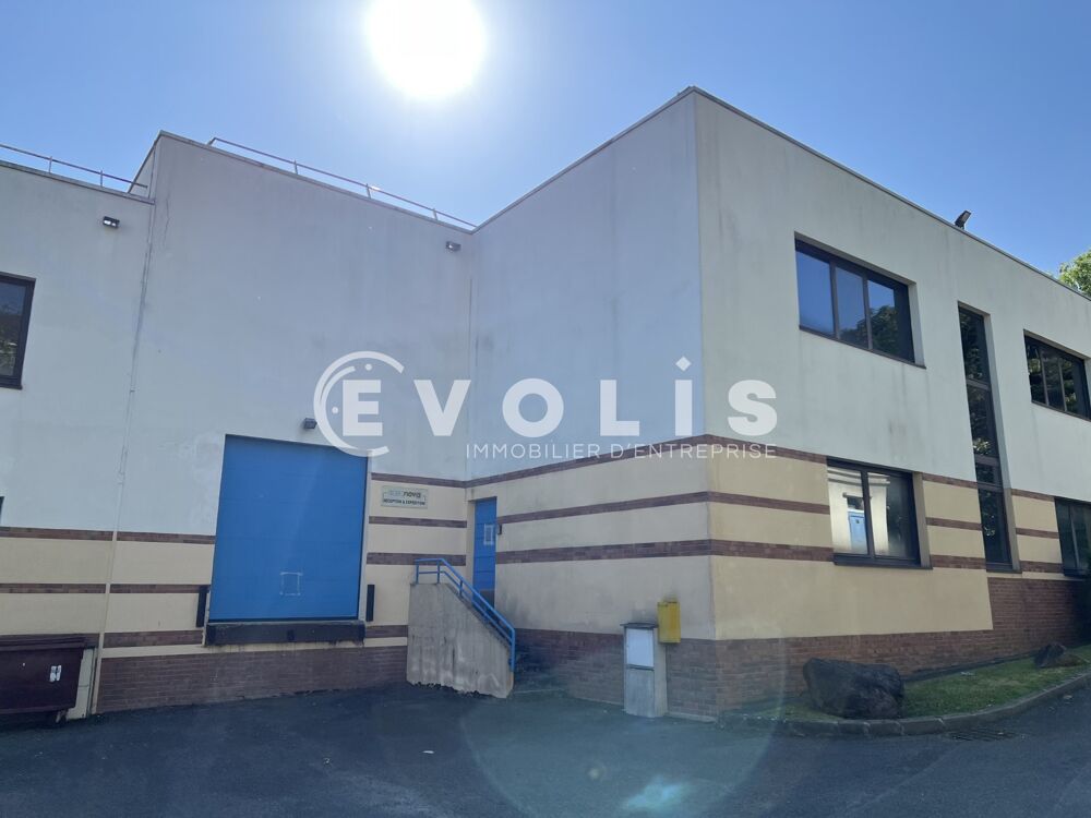   QUAI DE DECHARGEMENT - 518 m² non divisibles Champs sur marne
