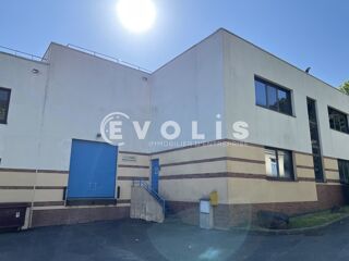   QUAI DE DECHARGEMENT - 518 m² non divisibles Champs sur marne
