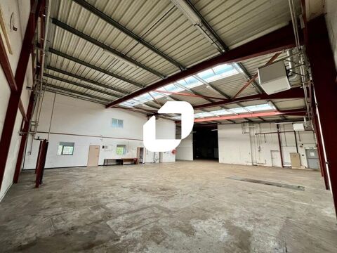 Locaux d'Activit&eacute;s - A LOUER - 880 m&sup2; non divisibles 5750 69440 Mornant