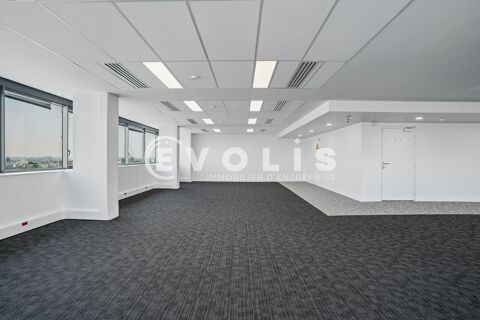   Bureaux - A LOUER - 2 290 m² divisibles à partir de 233 m² 