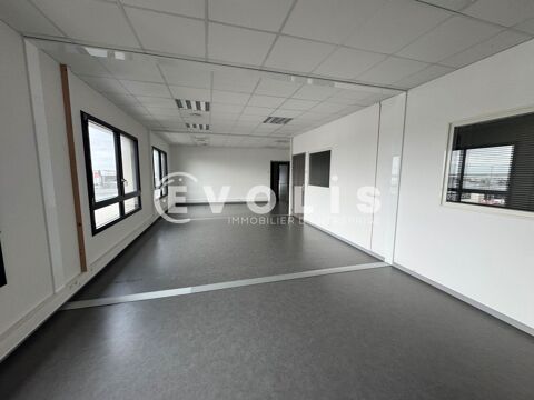 Bureaux - A LOUER - 796 m&sup2; non divisibles 10613 80480 Dury