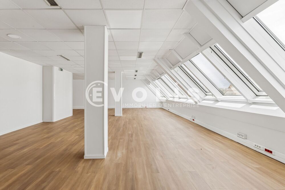   Bureaux - A LOUER - 181 m² non divisibles Levallois perret