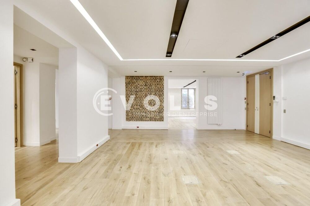   Bureaux - A LOUER - 170 m² non divisibles 