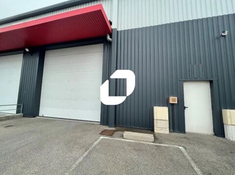 A PROXIMITE A43 - 567 m&sup2; divisibles &agrave; partir de 226 m&sup2; 4350 38070 Saint quentin fallavier