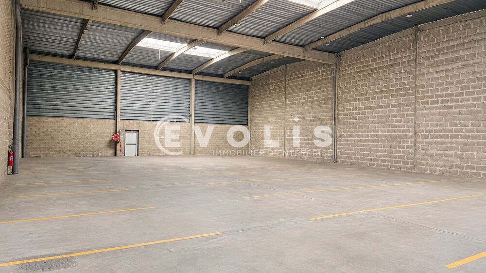   Locaux d'activité - A LOUER - 2 471 m² non divisibles Vitry sur seine