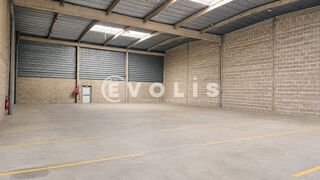   Locaux d'activité - A LOUER - 2 471 m² non divisibles Vitry sur seine