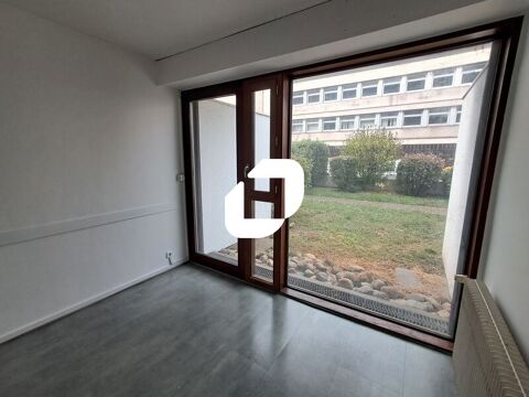 Bureaux - A LOUER - 46 m&sup2; non divisibles 750 33000 Bordeaux