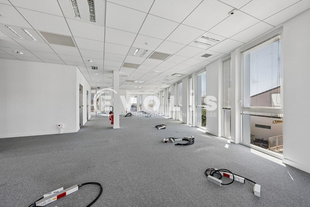   Bureaux - A LOUER - 252 m² non divisibles Nogent sur marne