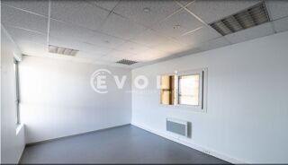   LOCAL A LOUER - 135 m² non divisibles Rillieux la pape
