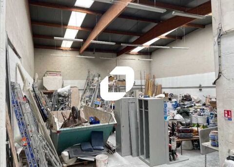 Locaux d'Activit&eacute;s - A LOUER - 280 m&sup2; non divisibles 2217 77184 Emerainville