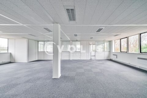 Bureaux - A LOUER - 1&nbsp;139 m&sup2; divisibles &agrave; partir de 242 m&sup2; 10555 77400 Saint thibault des vignes