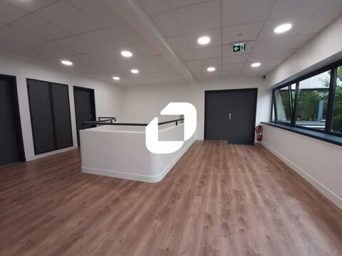 Bureaux - A VENDRE - 455 m&sup2; divisibles &agrave; partir de 72 m&sup2; 513000 78370 Plaisir