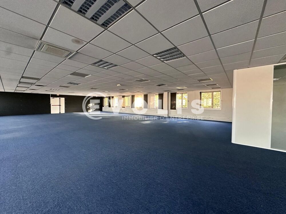   Locaux d'activité - A LOUER - 1 431 m² divisibles à partir de 240 m² Nanterre