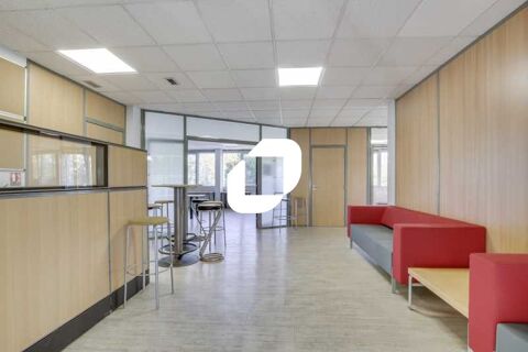 Bureaux - A VENDRE - 256 m&sup2; non divisibles 295000 78180 Montigny le bretonneux