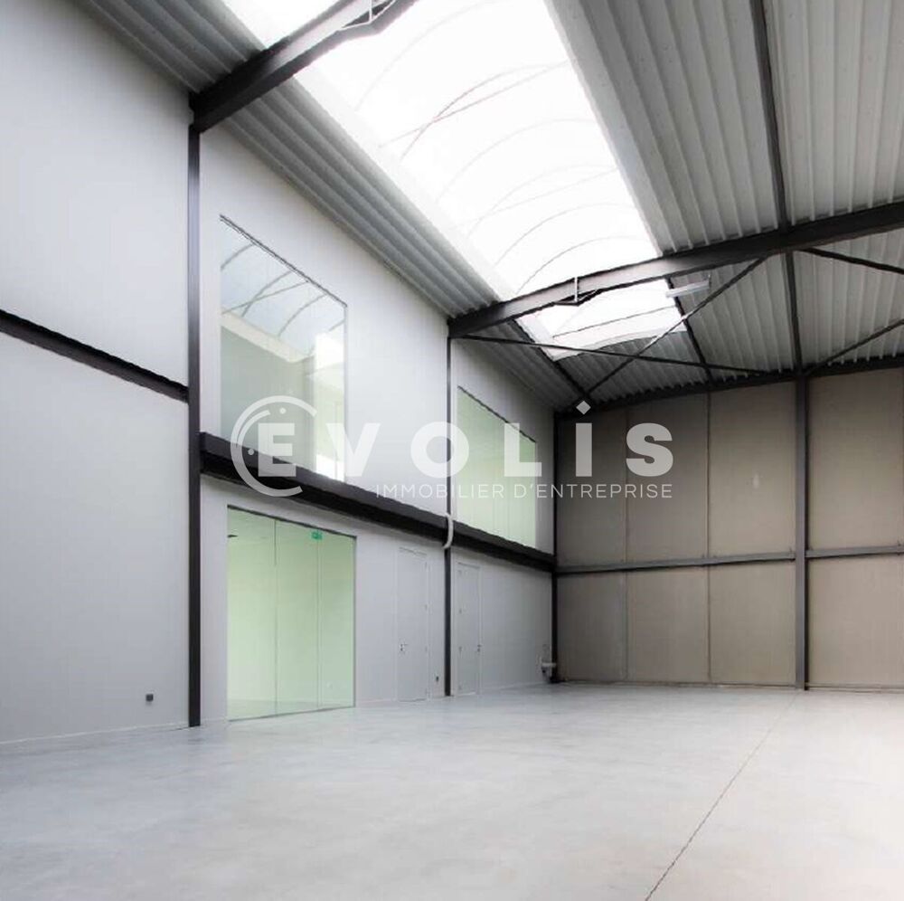   Locaux d'activité - A LOUER - 400 m² non divisibles Loos