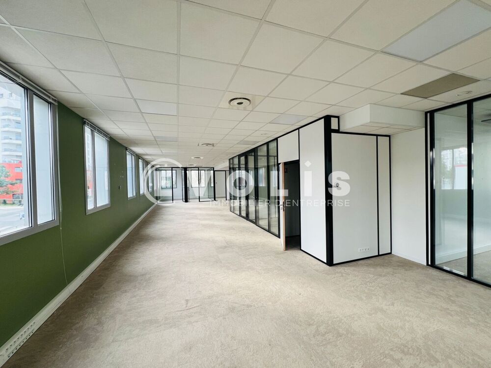   Bureaux - A LOUER - 397 m² divisibles à partir de 133 m² Champs sur marne