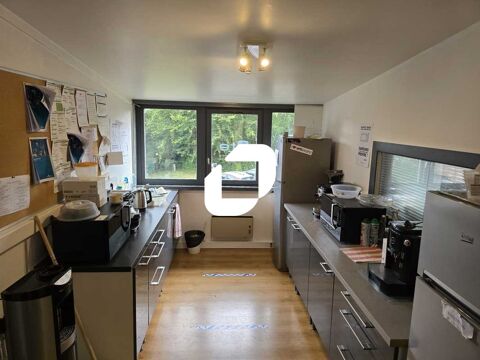   Bureaux - A VENDRE - 434 m� divisibles � partir de 177 m� 