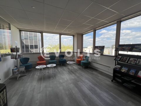   Bureaux - A LOUER - 47 m² divisibles à partir de 19 m² 
