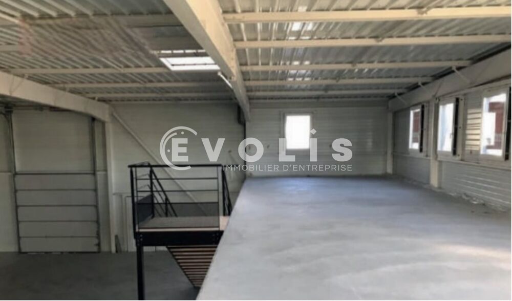   Locaux d'activité - A VENDRE - 240 m² non divisibles Piolenc