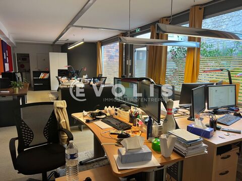   Bureaux - A VENDRE - 140 m² divisibles à partir de 35 m² 