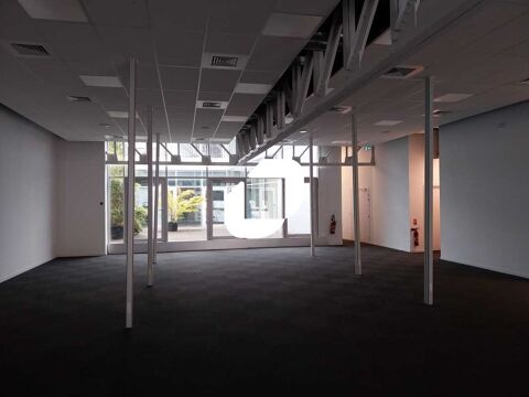 BUREAUX ERP PROCHES GARE - 480 m&sup2; divisibles &agrave; partir de 180 m&sup2; 10000 44000 Nantes