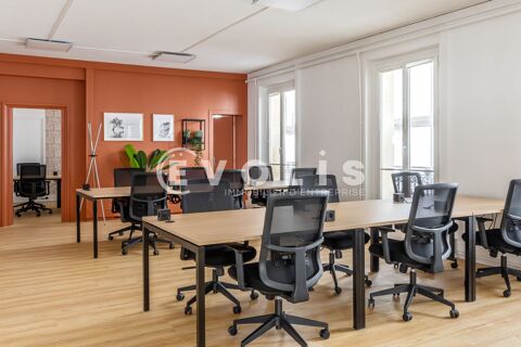 Bureaux - A LOUER - 230 m&sup2; non divisibles 25000 75008 Paris