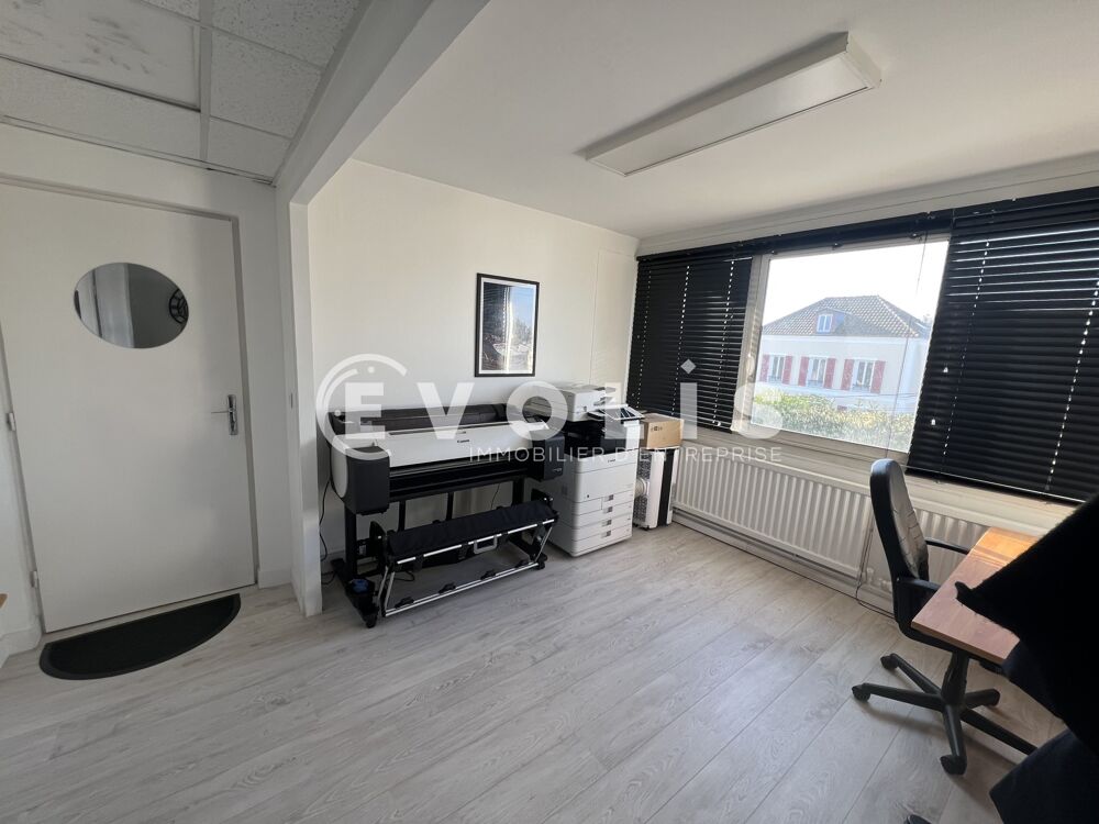   BUREAUX A LOUER - 55 m² non divisibles Le raincy