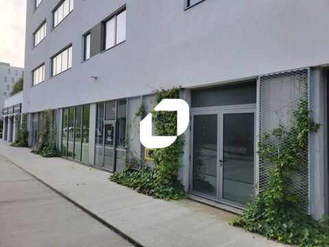 TRANSPORTS EN COMMUN A PROXIMITE IMMEDIATE - 295 m&sup2; non divisibles 6500 44800 Saint herblain