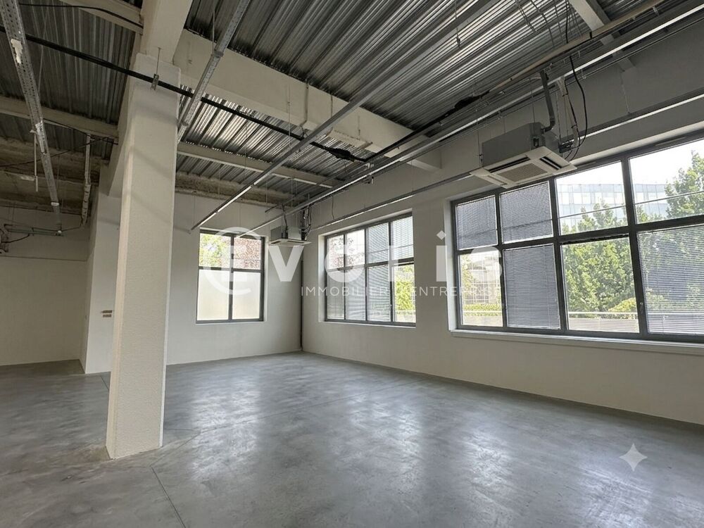   Bureaux - A LOUER - 621 m² non divisibles Nanterre
