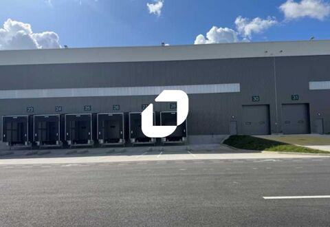 Entrep&ocirc;ts - A LOUER - 25&nbsp;560 m&sup2; divisibles &agrave; partir de 12&nbsp;420 m&sup2; 112890 62138 Douvrin