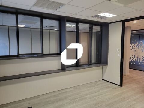 Bureaux - A LOUER - 450 m&sup2; non divisibles 4500 33700 Merignac