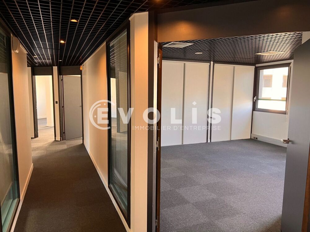   Bureaux - A LOUER - 325 m² non divisibles Lyon 9