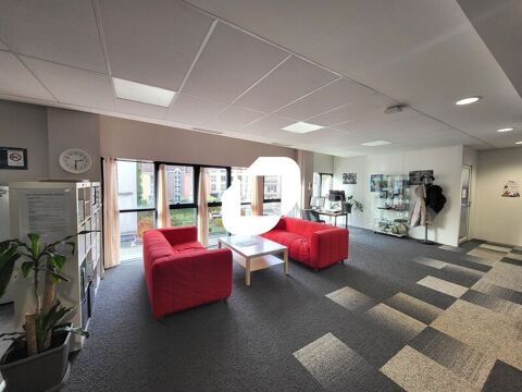 EMPLACEMENT IDEAL - 451 m&sup2; divisibles &agrave; partir de 224 m&sup2; 8644 59000 Lille