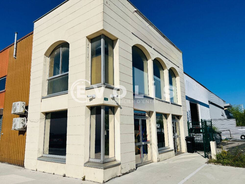   Locaux d'activité - A LOUER - 61 m² non divisibles Roissy en brie