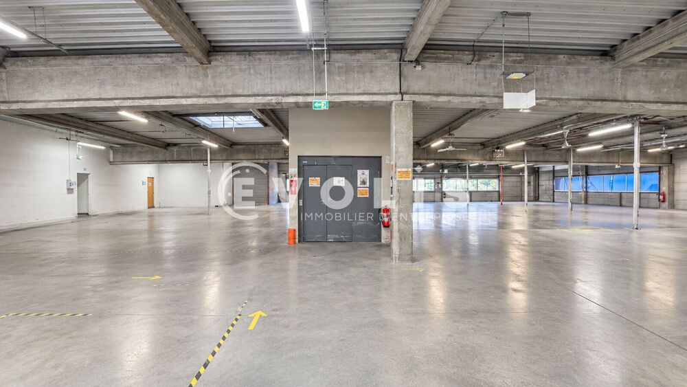   Entrepôts - A LOUER - 7 341 m² non divisibles Vitry sur seine