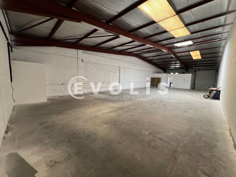   LOCAL A VENDRE - 282 m² non divisibles 
