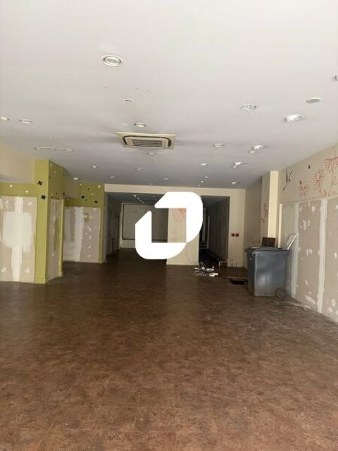 Locaux Commerciaux - A LOUER - 240 m&sup2; non divisibles 4000 62000 Arras