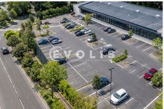   Locaux commerciaux - A LOUER - 185 m² non divisibles Talence