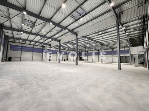   Entrepôts - A LOUER - 3 269 m² non divisibles 