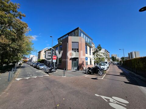 Bureaux - A LOUER - 163 m&sup2; non divisibles 4415 92170 Vanves