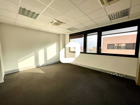 BAIL PRECAIRE 110m&sup2; &agrave; 180m&sup2; PART DIEU - 1&nbsp;211 m&sup2; divisibles &agrave; partir de 112 m&sup2; 16147 69003 Lyon