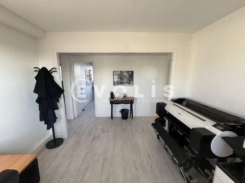   BUREAUX A LOUER - 55 m² non divisibles 